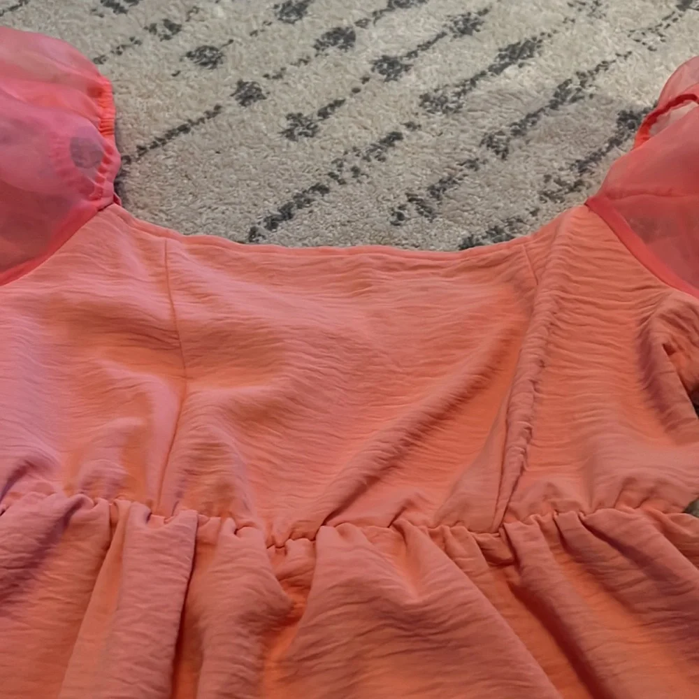 Coral Puff Sleeve Dress - Picture 4 of 7